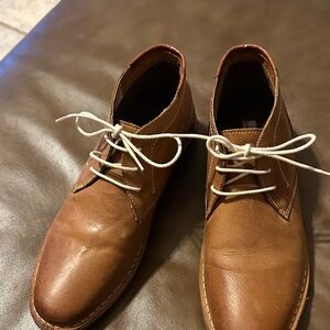 Steve Madden Tan Leather Chukka Boots